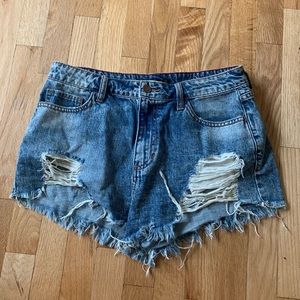 SHEIN - distressed shorts XL